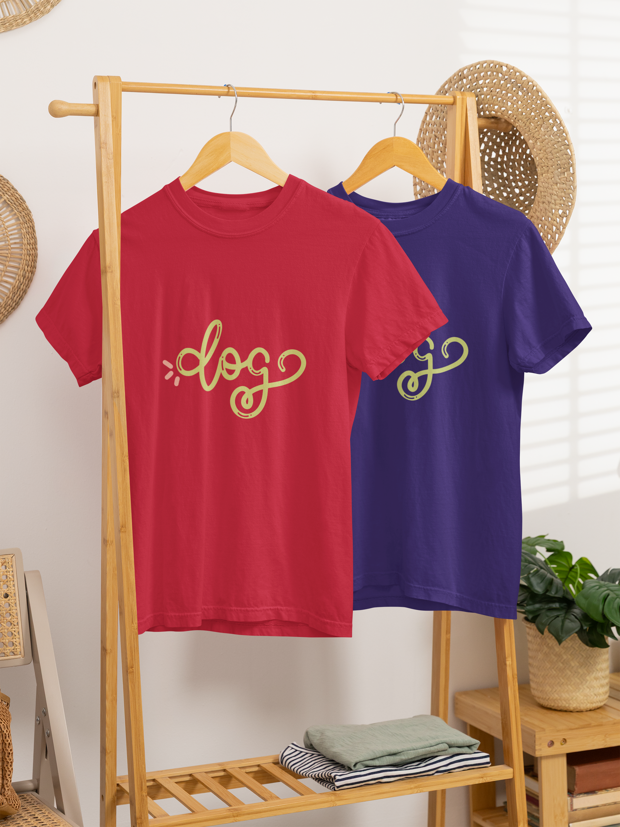 Dog – Minimal Script T-Shirt