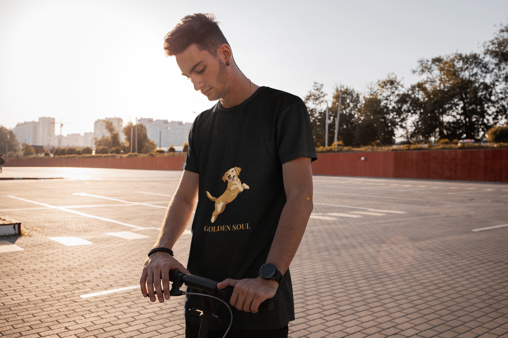 Golden Soul – Playful Golden Retriever T-Shirt