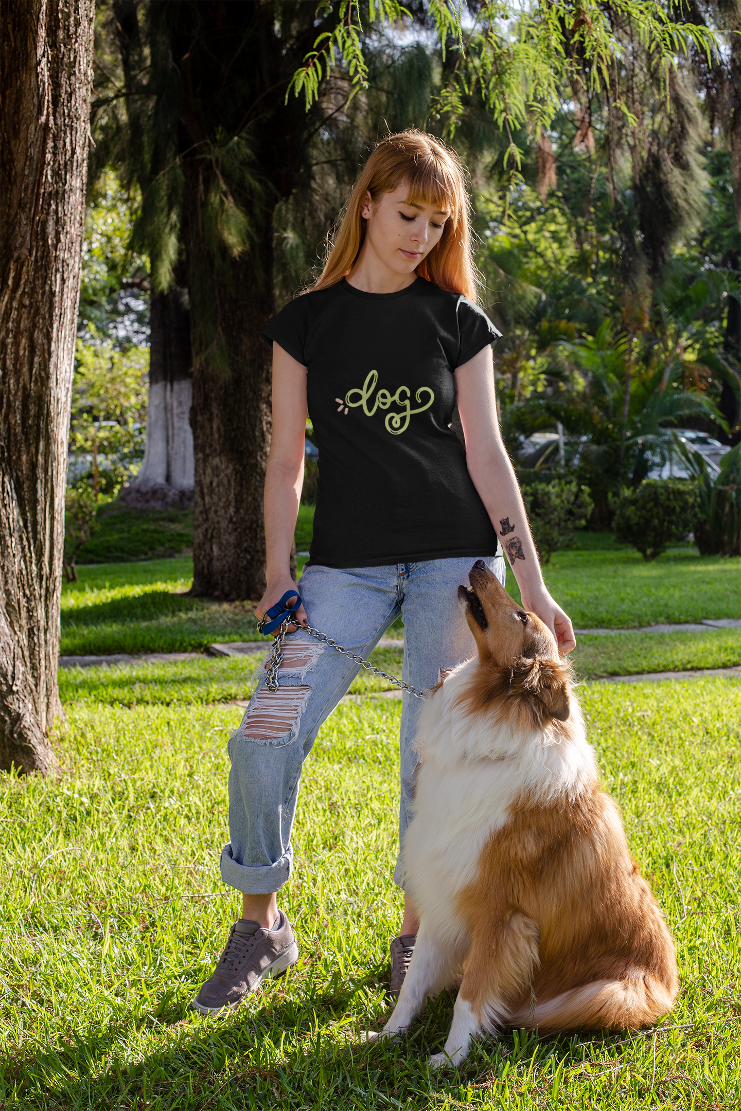 Dog – Minimal Script T-Shirt
